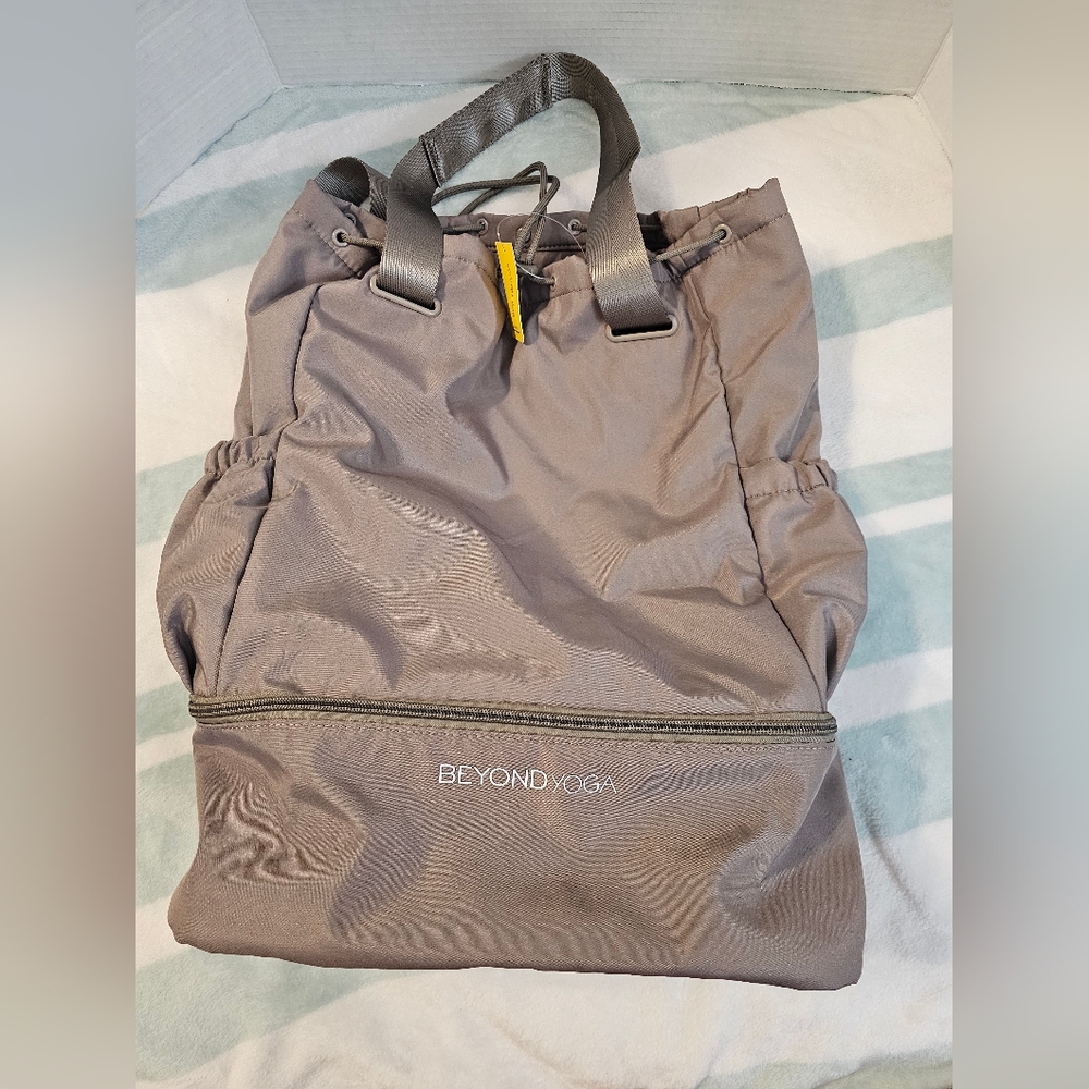 Beyond Yoga Backpack NEW Convertible Gym Bag